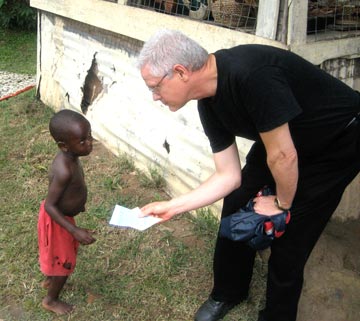 Distributing Bible literature in Africa